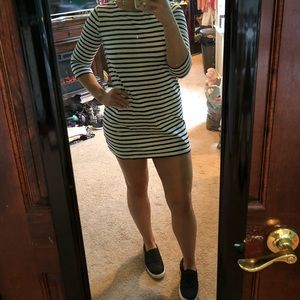 Horizontal stripe 3/4 sleeve mini dress